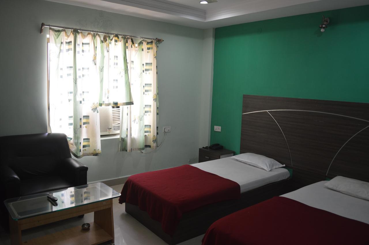 Hotel City Palace Brahmapur Quarto foto